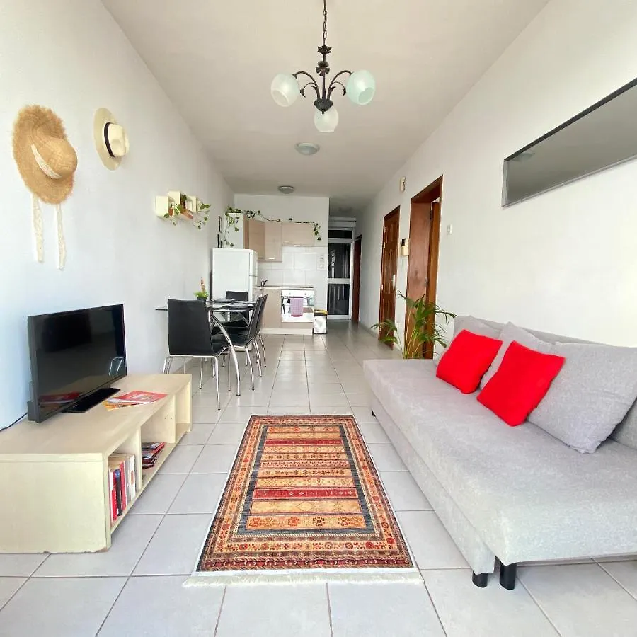 Apartamento F2 - Lovely Two Bedrooms Flat Sea View, St Julians St. Julian's Malta