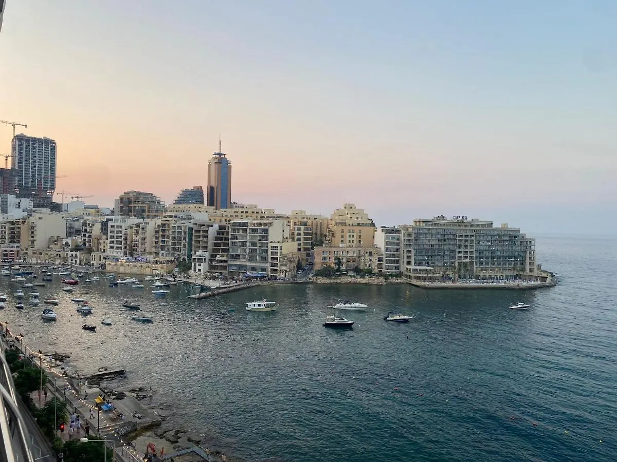 Apartamento F2 - Lovely Two Bedrooms Flat Sea View, St Julians St. Julian's