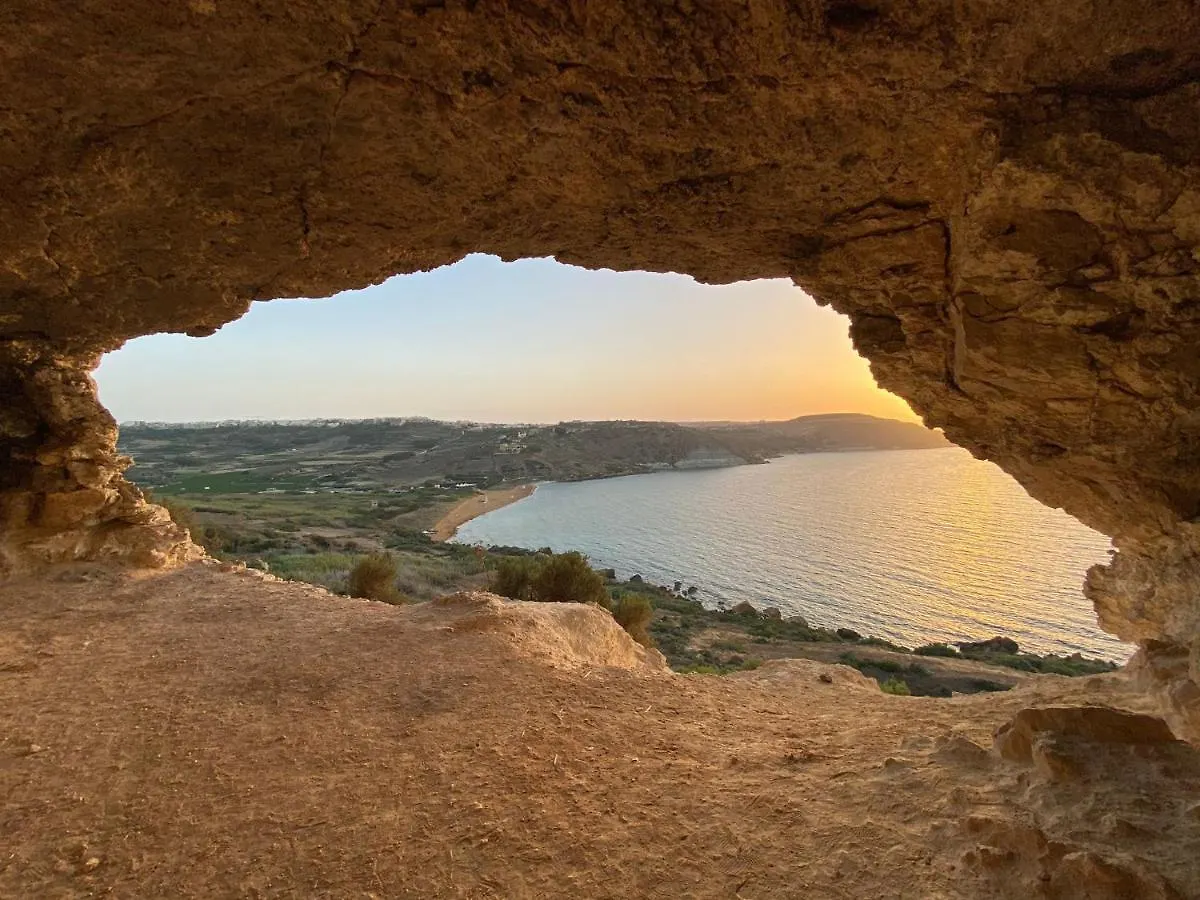 F2 - Lovely Two Bedrooms Flat Sea View, St Julians St. Julian's 0*,  Malta
